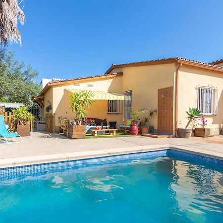 S46-Casa De Vacaciones Climatizada Con Piscina, En El Centro Junto Al Mar, Barbacoa Y Wiifi Емпуриабрава Екстериор снимка