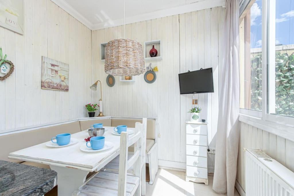 S46-Casa De Vacaciones Climatizada Con Piscina, En El Centro Junto Al Mar, Barbacoa Y Wiifi Емпуриабрава Екстериор снимка