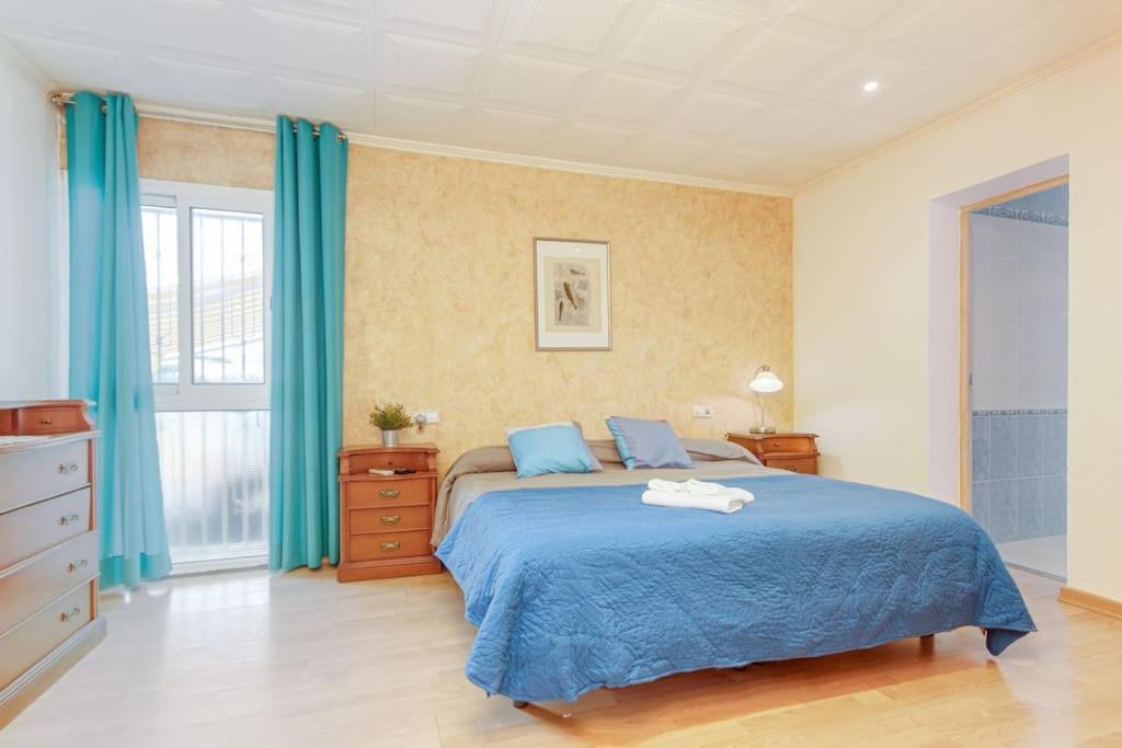S46-Casa De Vacaciones Climatizada Con Piscina, En El Centro Junto Al Mar, Barbacoa Y Wiifi Емпуриабрава Екстериор снимка